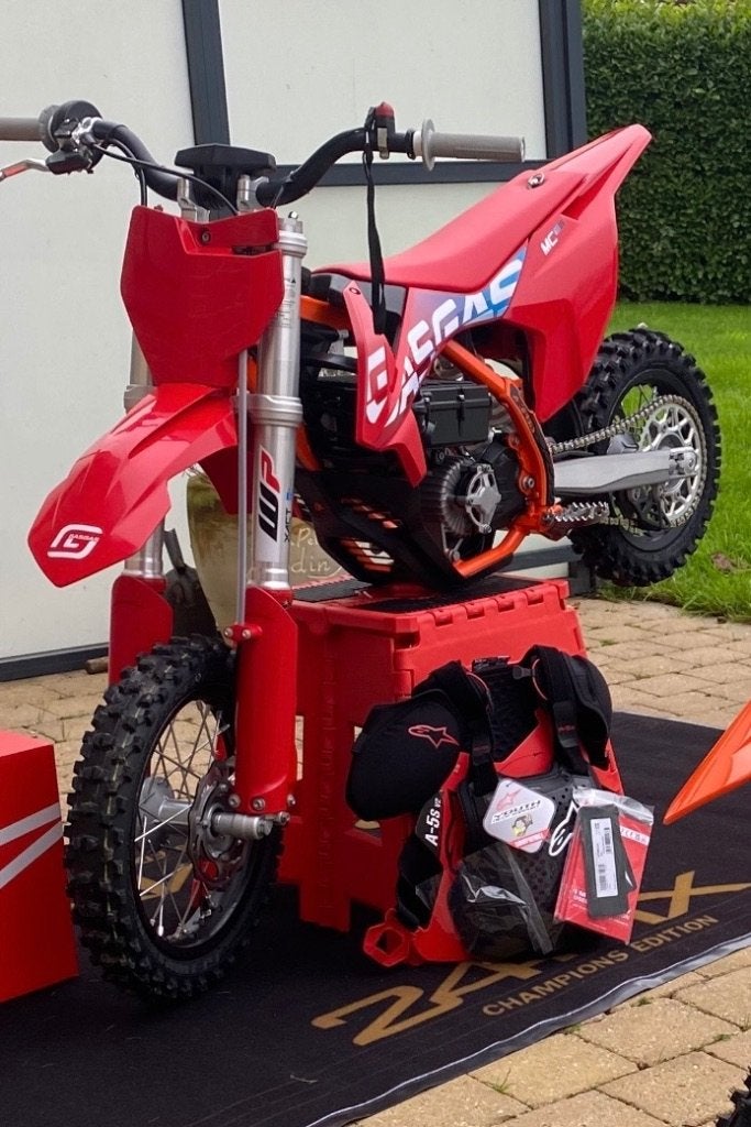 KTM SX-E5, Particulier