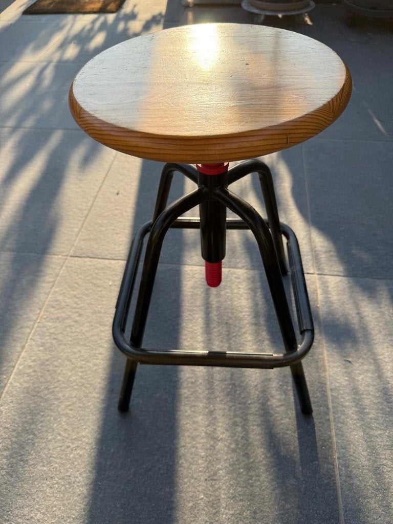 Tabouret bois et métal réglable en hauteur, Enlèvement, Réglable en hauteur, Comme neuf, Bois