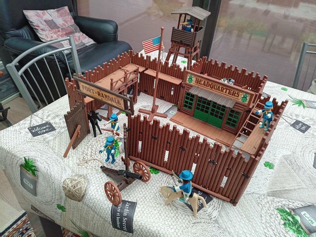 playmobil headquarters/ fort randal, Kinderen en Baby's, Speelgoed | Playmobil, Ophalen, Complete set, Zo goed als nieuw, Kasteel/Fort