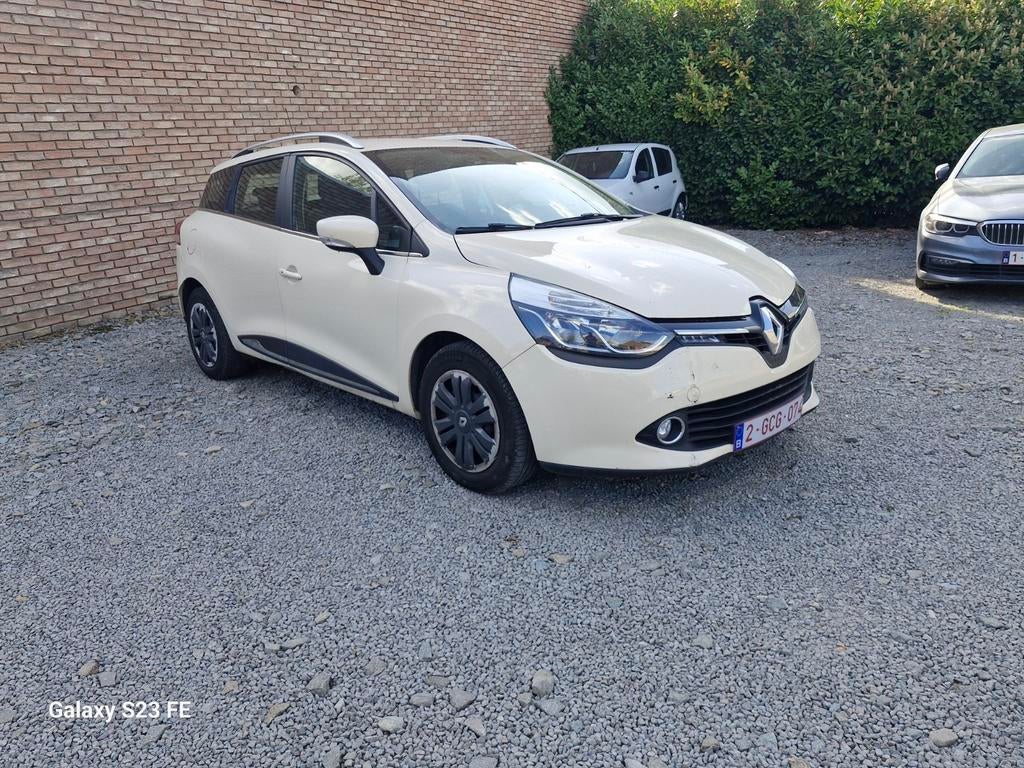 Renault clio 4 essence, Autos, Achat, Euro 6, Boîte manuelle, 5 places