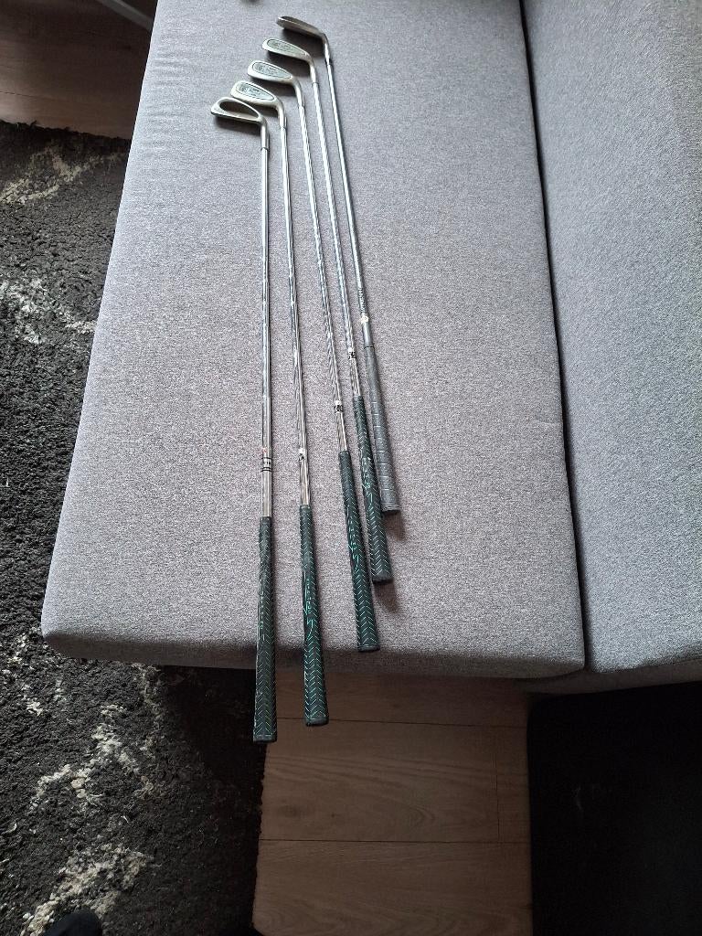 Stalen golfclubs ( steel shaft), Sports & Fitness, Golf, Utilisé, Club, Autres marques, Enlèvement