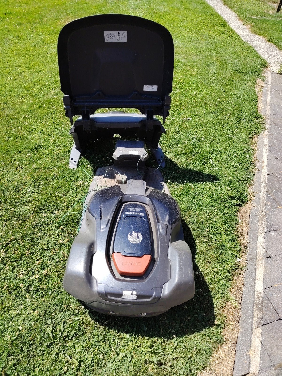 Robotmaaier Husqvarna 450x, Tuin en Terras, Robotmaaiers, Ophalen