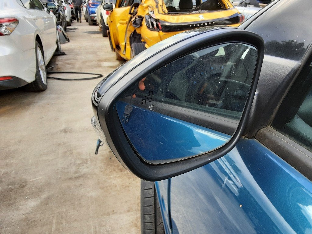 SPIEGEL LINKS Citroën C4 Cactus (0B / 0P) (01-2014/06-2018), Gebruikt, Citroën, Kontakt-citroen@citroen.com, Citroën Deutschland GmbH