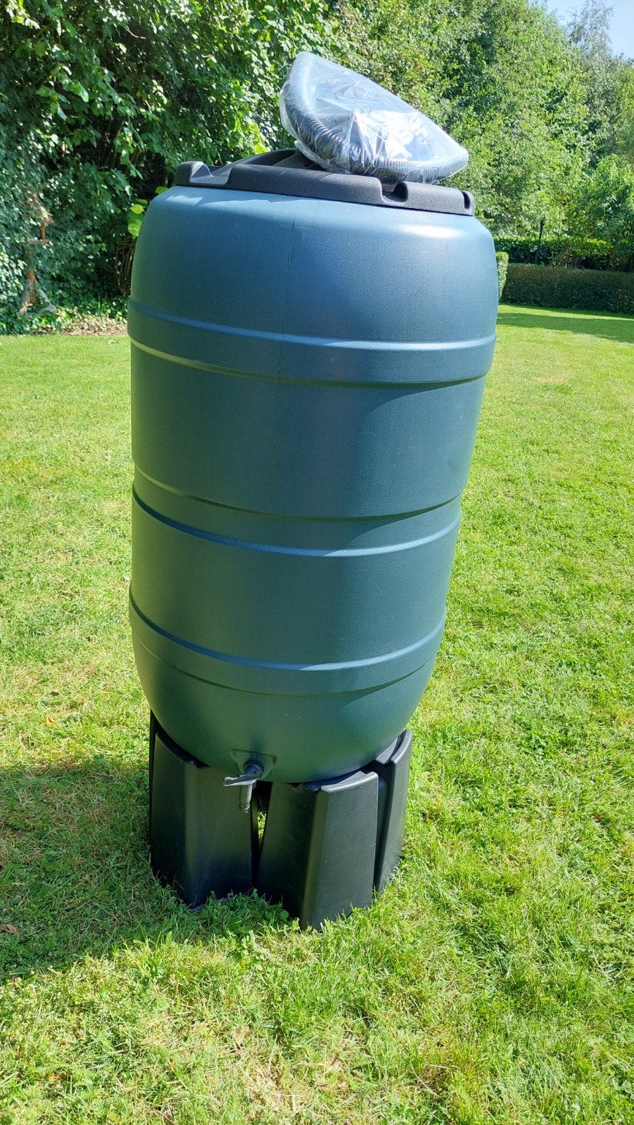 Regenton 210 liter zo goed als nieuw, Ophalen