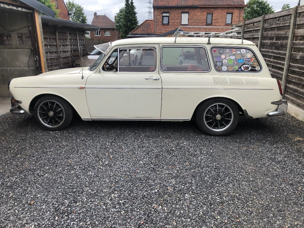 VW type 3 squareback 2 stuks + donor notchback,goed lezen., Autos, Oldtimers & Ancêtres, Particulier, Volkswagen, Essence, Break
