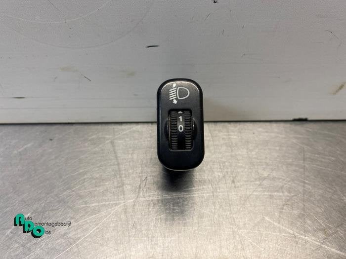 Commutateur phare hauteur réglable d'un Volkswagen Crafter, Volkswagen, -, 3 mois de garantie, Utilisé