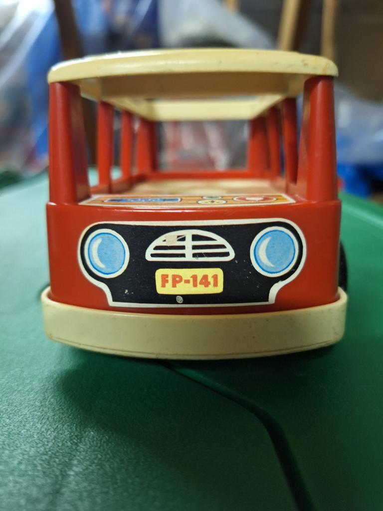 Vintage Little People mini bus., Ophalen