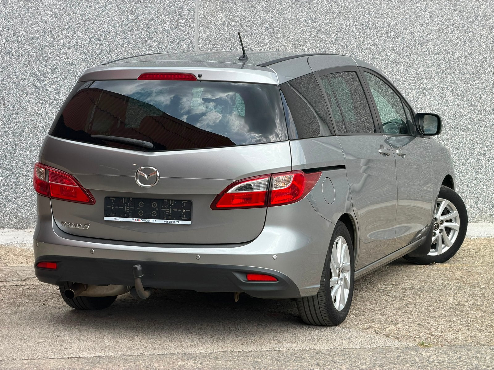 Mazda 5 1.8 Essence 2013 EURO 5 7 places Garantie 12 Mois, Auto's, Mazda, Euro 5, Monovolume, Bedrijf, Handgeschakeld
