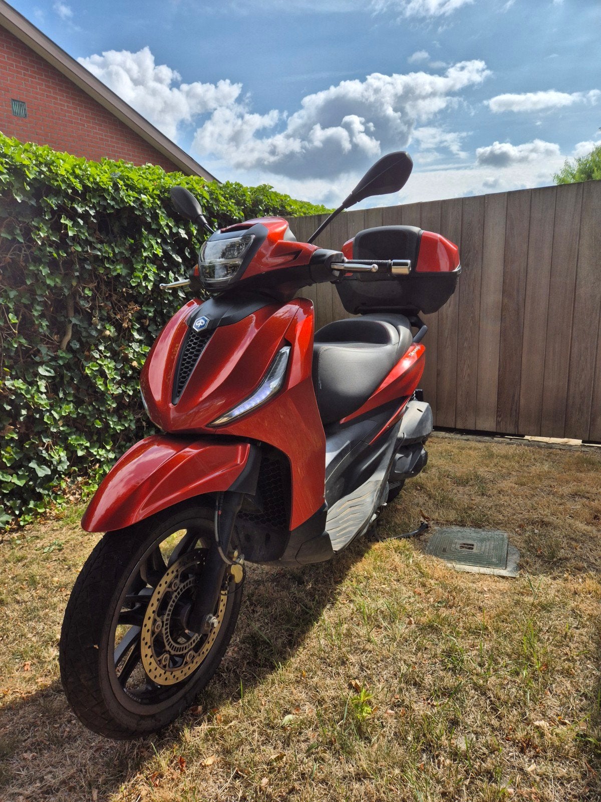 piaggio Beverly 300 cc, Scooter, 300 cc, Particulier, Automaat
