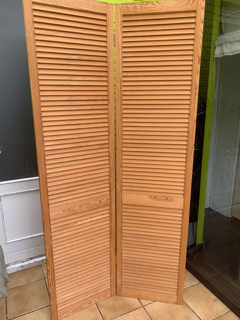 Louvredeuren, Enlèvement, Comme neuf