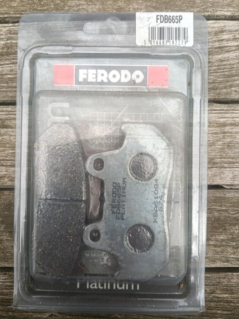 Remblokken VT 1100, Ophalen of Verzenden