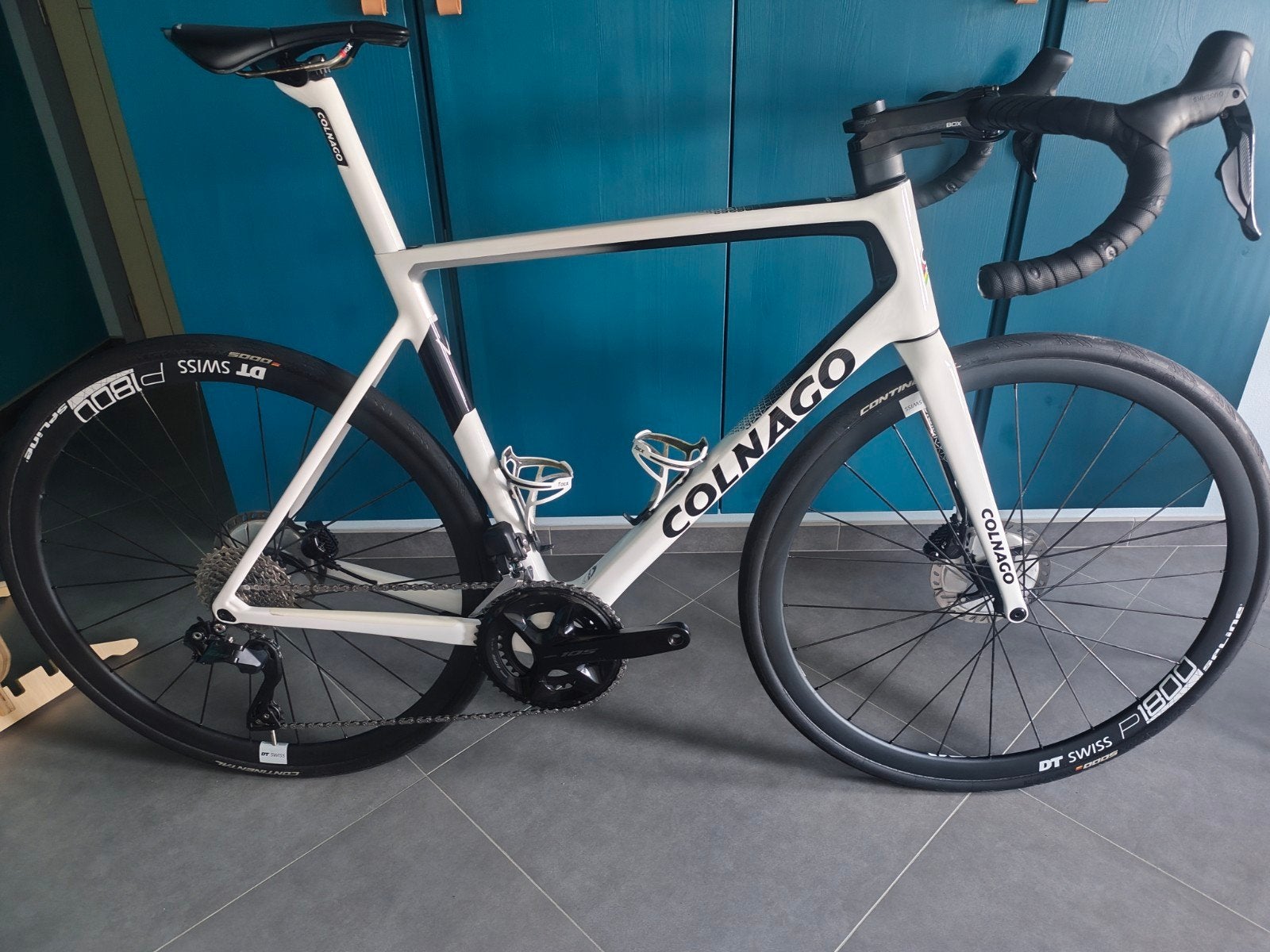 vélo Colnago, Vélos & Vélomoteurs, Vélos | Vélos de course, Comme neuf, Autres marques, 28 pouces, Frein à disque, Carbone, 53 à 57 cm