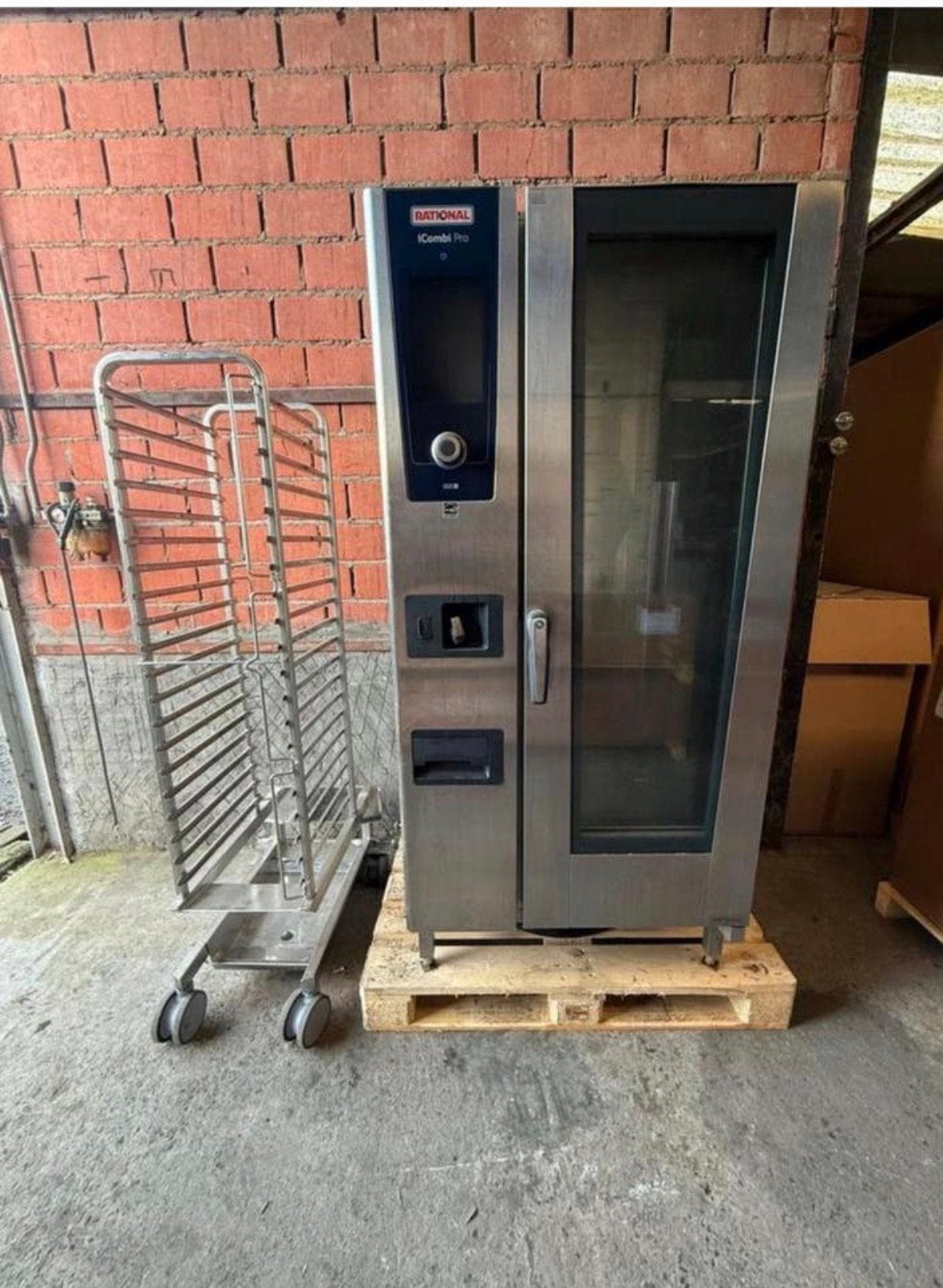 Rational combisteamer 20niv met kar, Zakelijke goederen, Horeca | Keukenapparatuur, Ophalen, Gebruikt, Ovens, Microgolfovens en Steamers