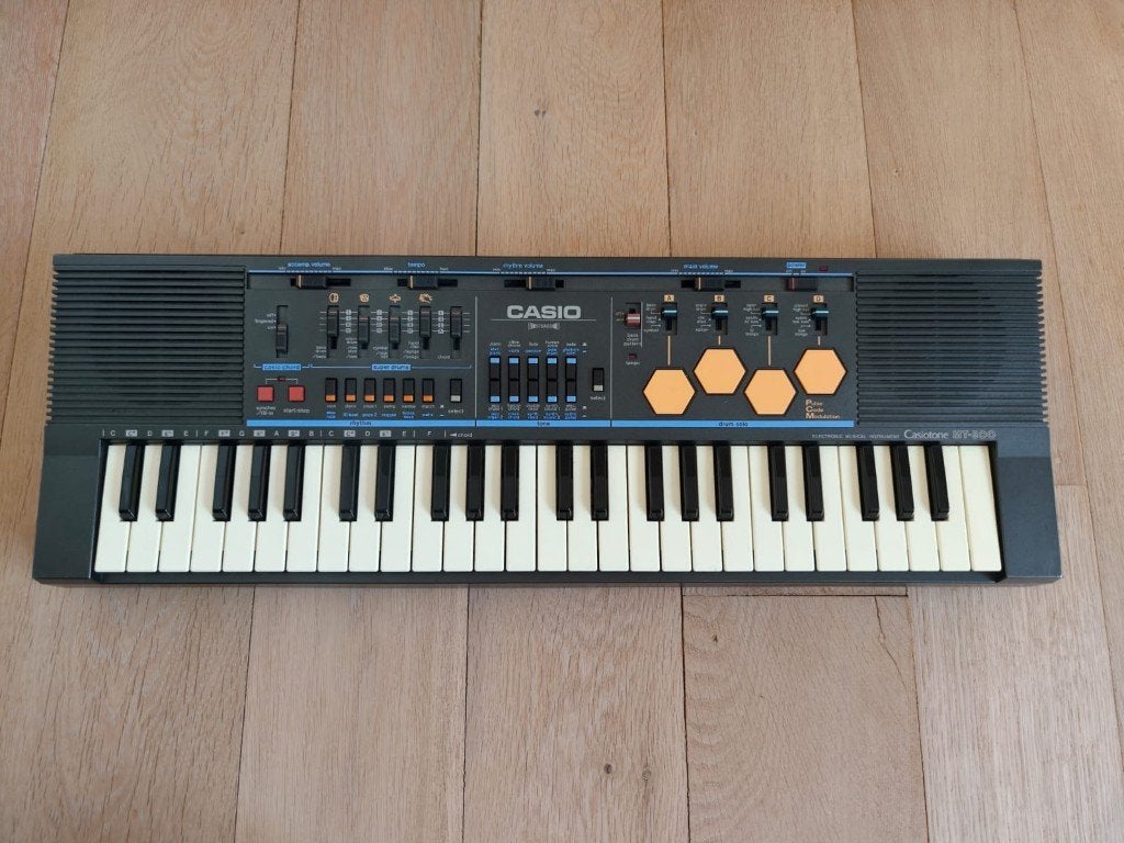 Casio MT-500 Casiotone Vintage Keyboard, Muziek en Instrumenten, Keyboards, Ophalen, Gebruikt, 49 toetsen, Casio
