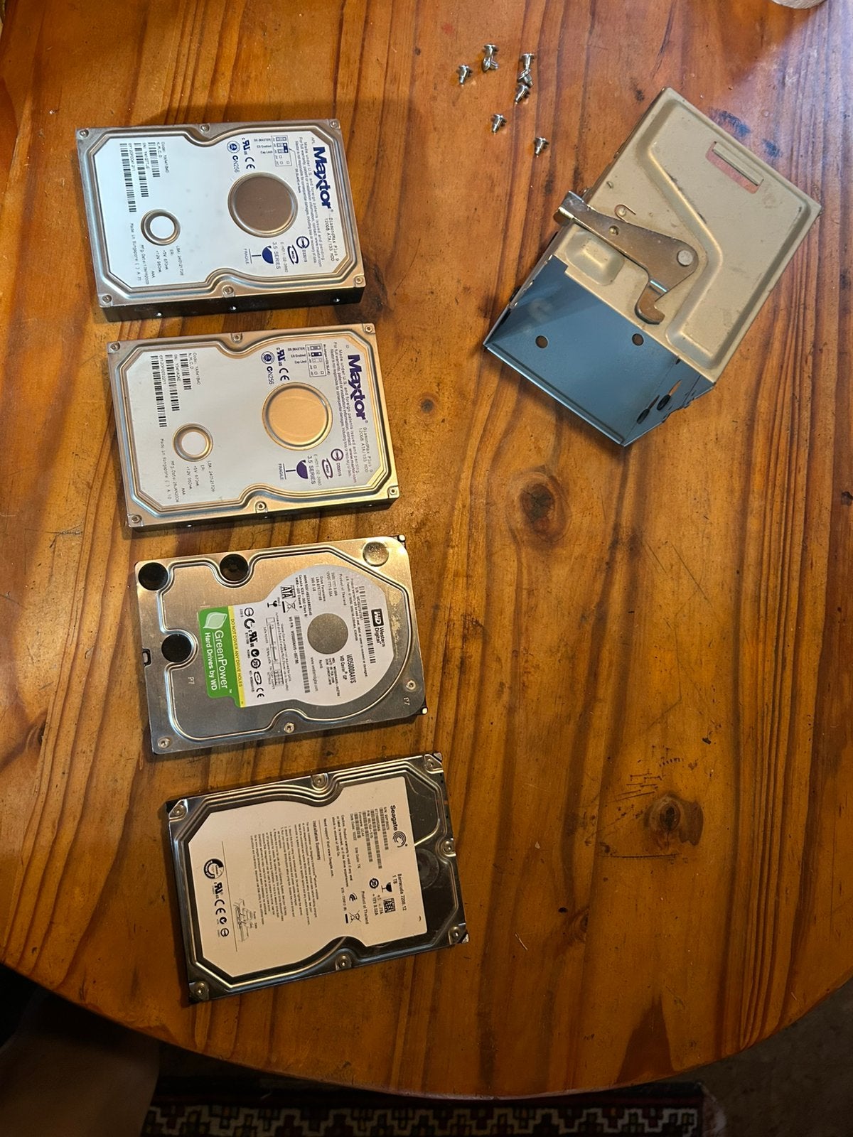 Disques durs divers + station d'accueil, Enlèvement ou Envoi, HDD, Interne, Utilisé