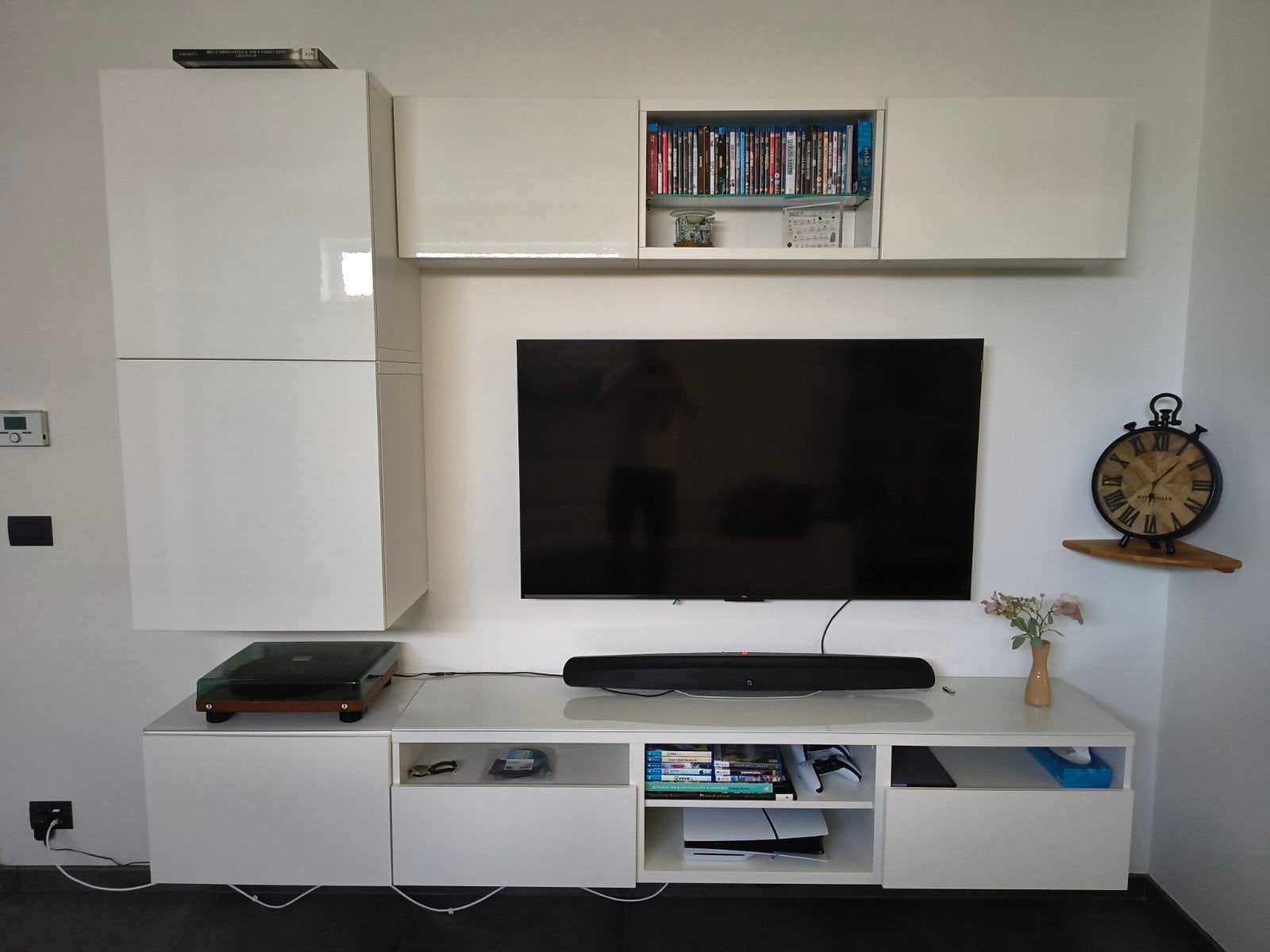 Tv-wand tv-kast Besta IKEA, Ophalen