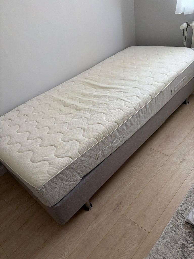 Lit, Enlèvement, Utilisé, 200 cm, 90 cm
