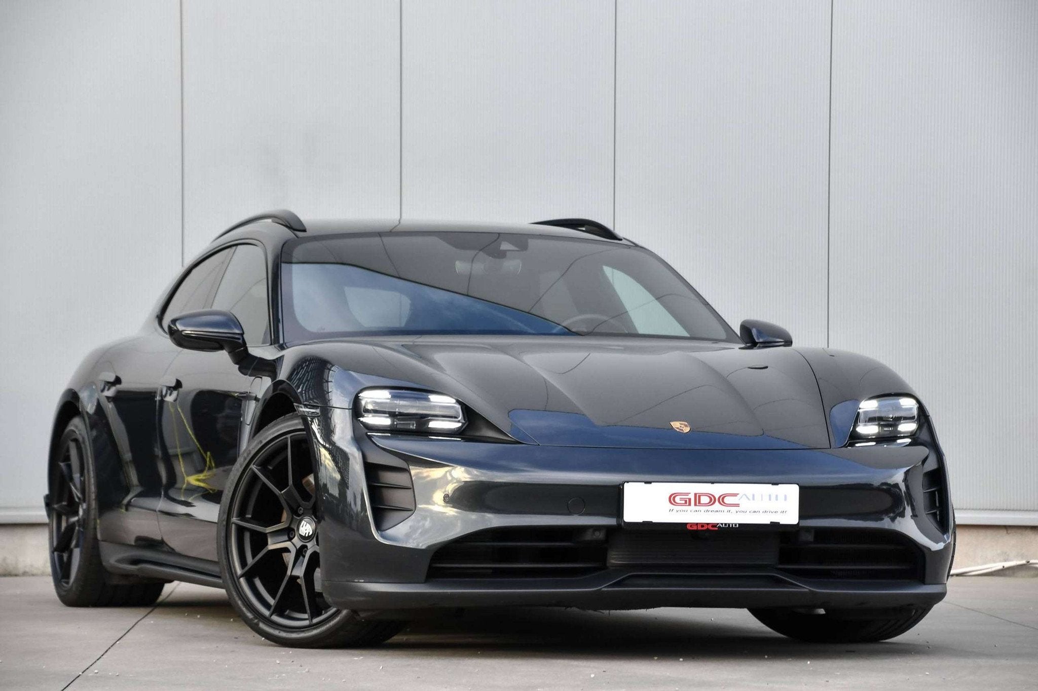 Porsche Taycan Taycan Sport Turismo Taycan 4S Sport Turismo, Cuir, Argent ou Gris, Achat, Entreprise