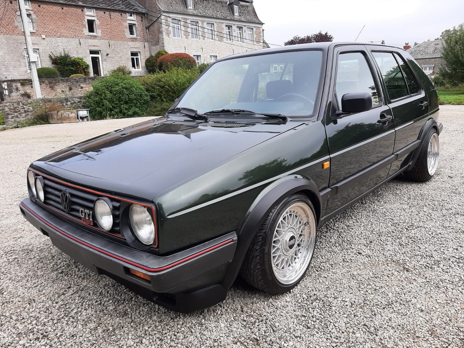 Volkswagen Golf GTI 2 16V jaar 1989 onberispelijke oldtimer, Auto's, Voorwielaandrijving, Stof, 4 cilinders, Sportstoelen