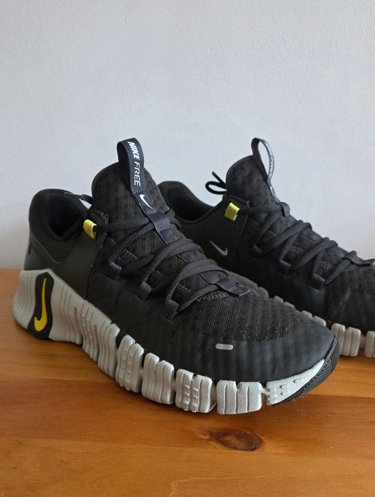 Nike Free Metcon 5 EU 47 - Black/Olive - nieuw - Elsene, Overige kleuren, Sportschoenen, Nieuw, Ophalen