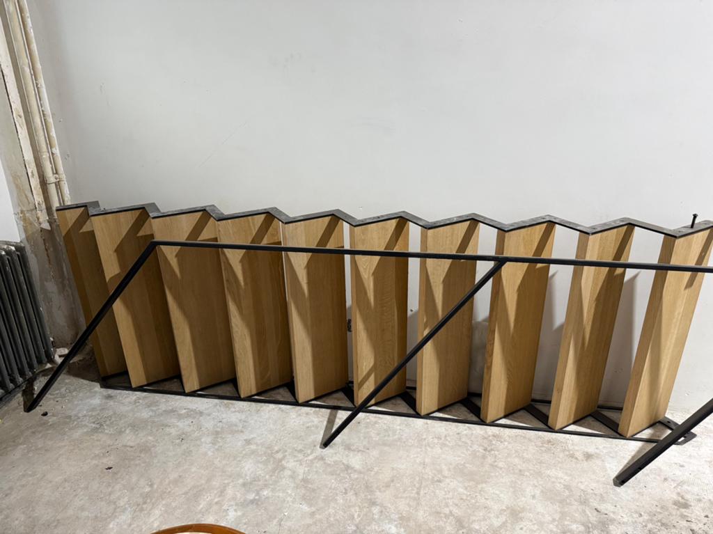 Ijzer moderne trap 10 treden volle eik, Doe-het-zelf en Bouw, Ophalen, Zo goed als nieuw, Trap