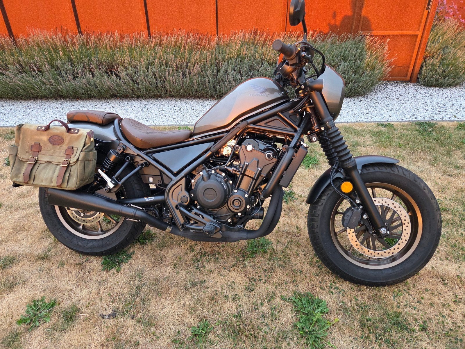 Honda Rebel CMX500 BJ2023 Special Edition met slechts 2109km, Handvatverwarming, Chopper, Particulier, 12 t/m 35 kW