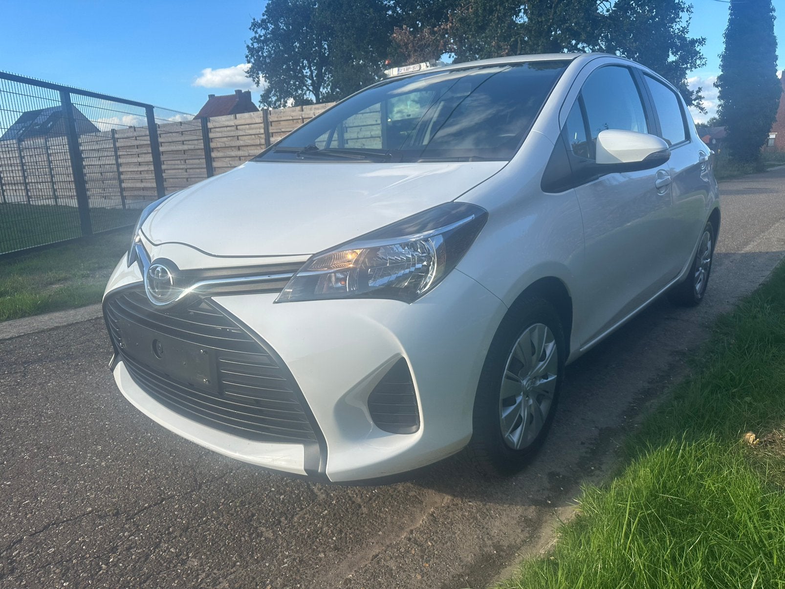TOYOTA YARIS !!!! 63000 KM !!!!, Euro 6, Entreprise, Boîte manuelle, Noir