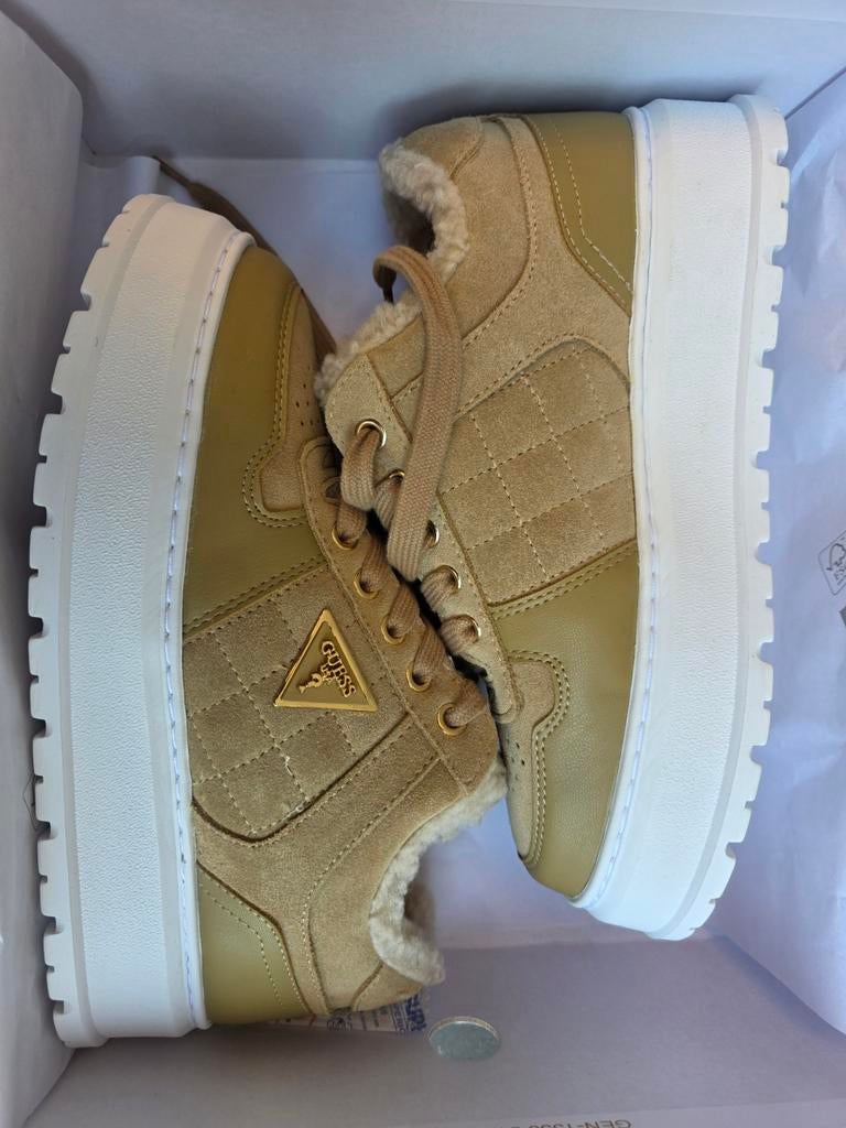 Chaussures Guess, Neuf, Guess, Enlèvement ou Envoi, Beige