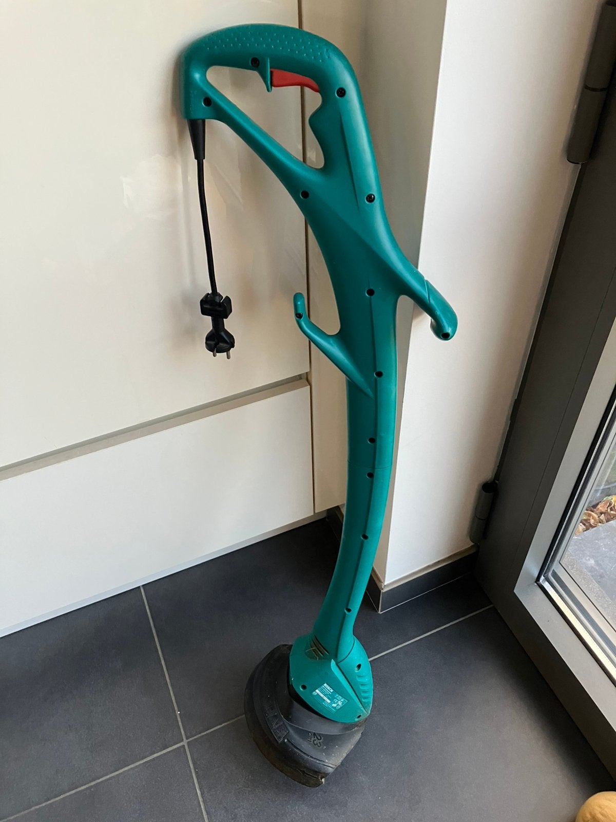 Bosch grastrimmer, Ophalen, Zo goed als nieuw