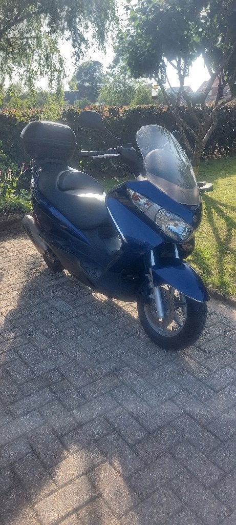 Suzuki Burgman uh125 2009, Motoren, Motoren | Suzuki, Scooter, Gebruikt, Particulier, 125 cc