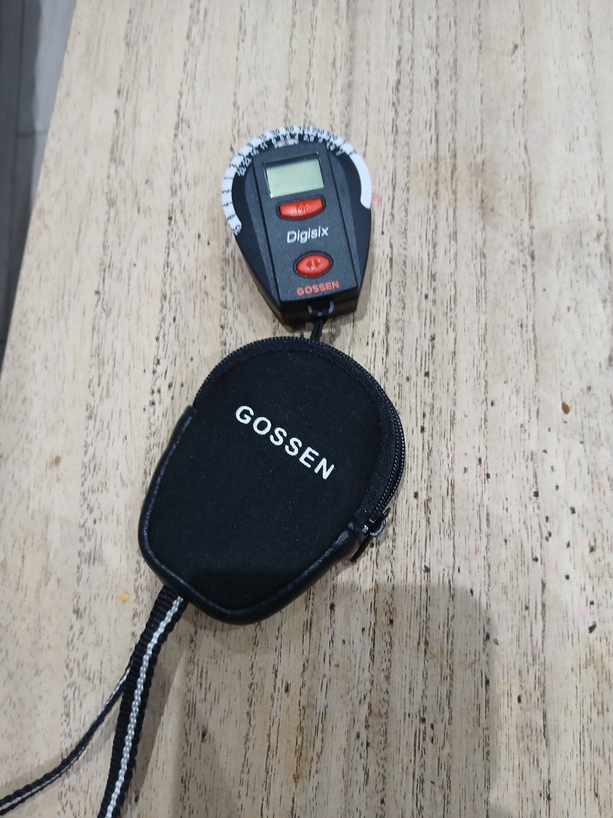 Gossen Digisix - Posemètre analogique/numérique ultra-compac