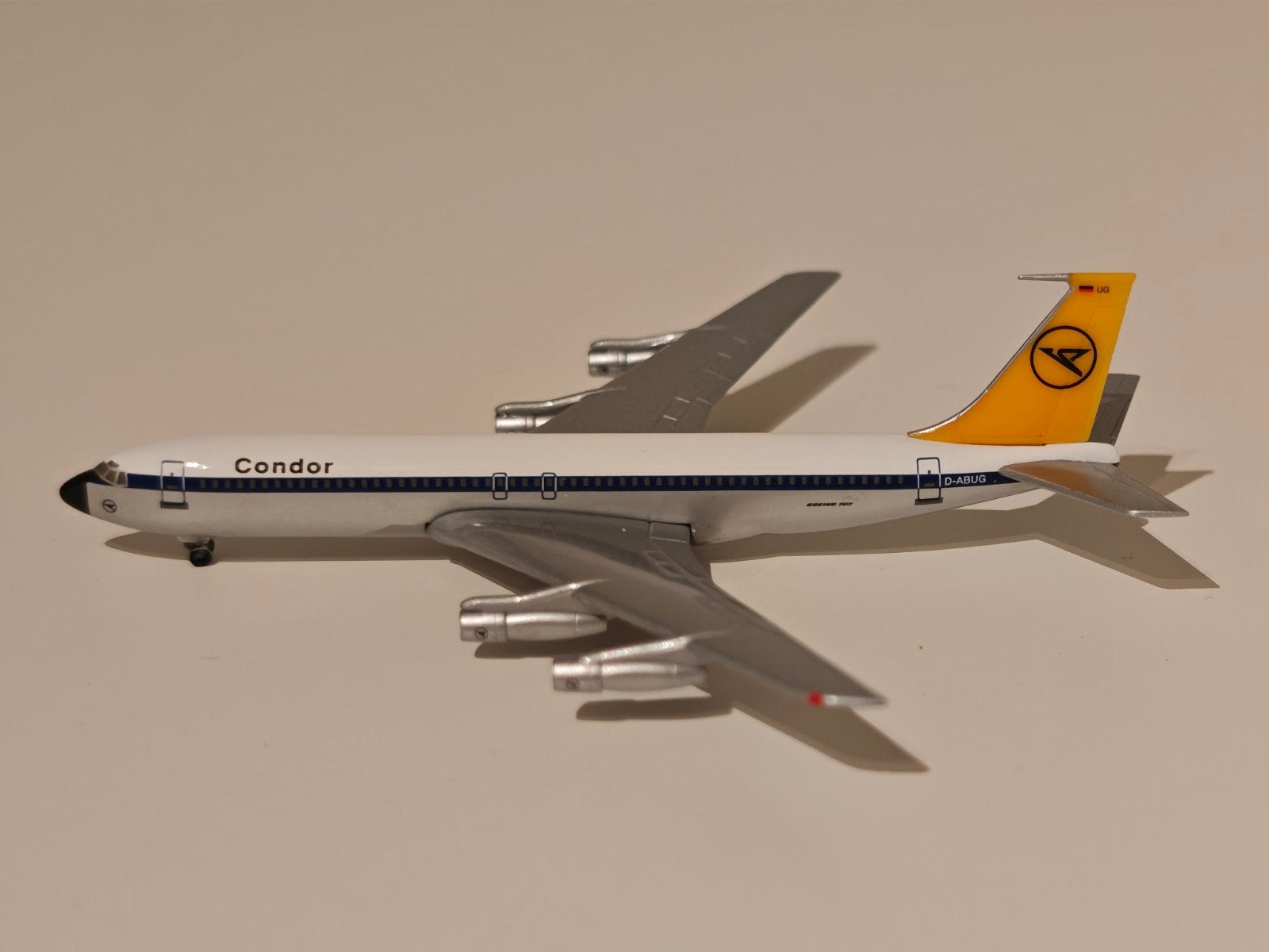 Condor Boeing 707-330 1:500 (D-ABUG - Retro Livery), Collections, Enlèvement ou Envoi, Utilisé, Modèle réduit