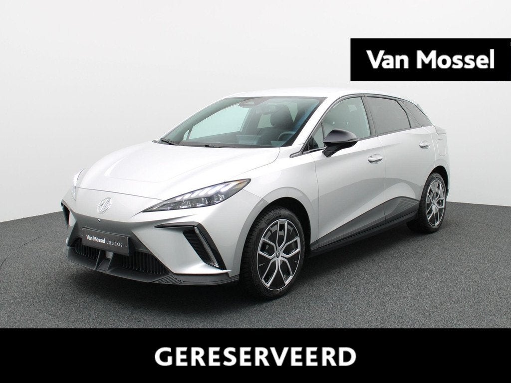 MG MG 4 64 kWh Luxury (automatique), Autos, MG, Argent ou Gris, 5 portes, 5 places, Automatique