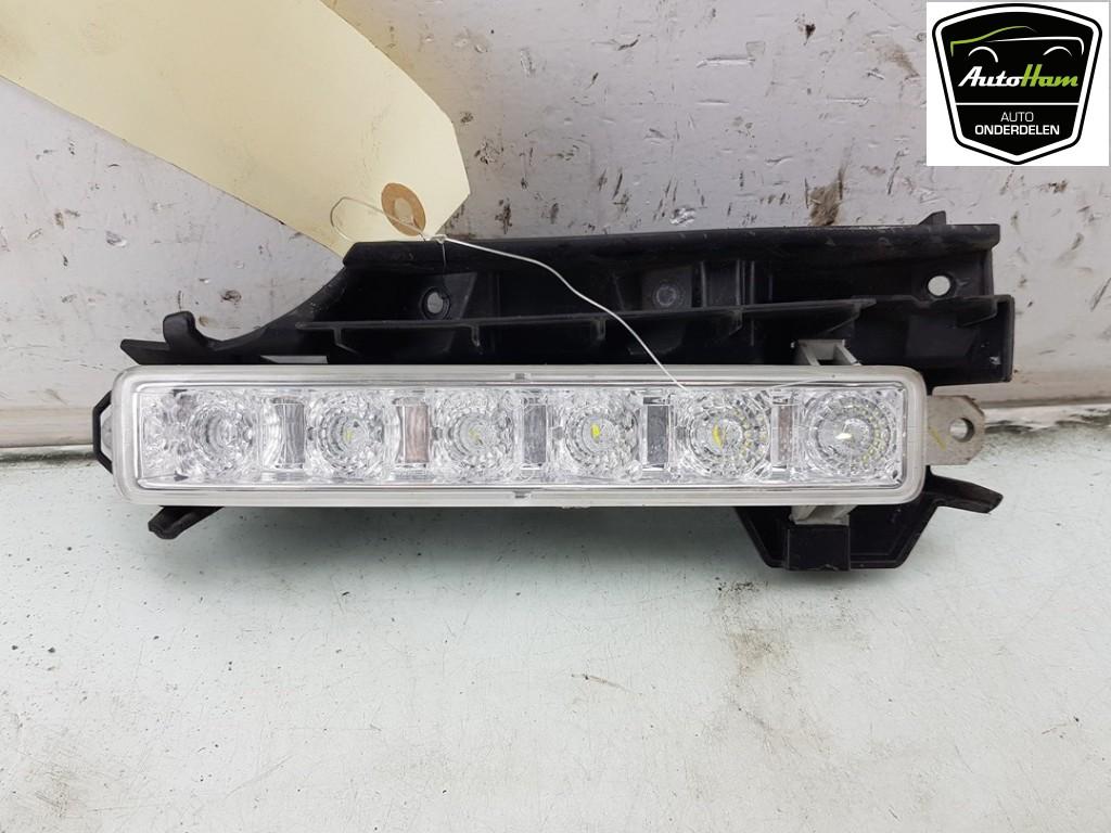 FEU DE JOUR DROIT Toyota Aygo (B40) (01-2014/06-2018), Utilisé, Toyota