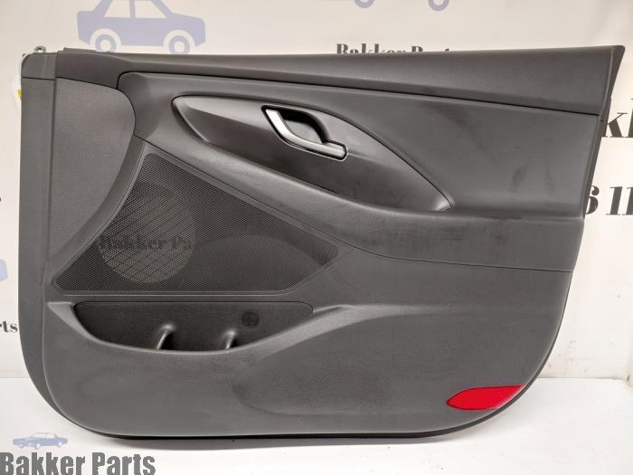 Revêtement portière 4portes avant droite d'un Hyundai I30, -, -, 3 mois de garantie, Utilisé