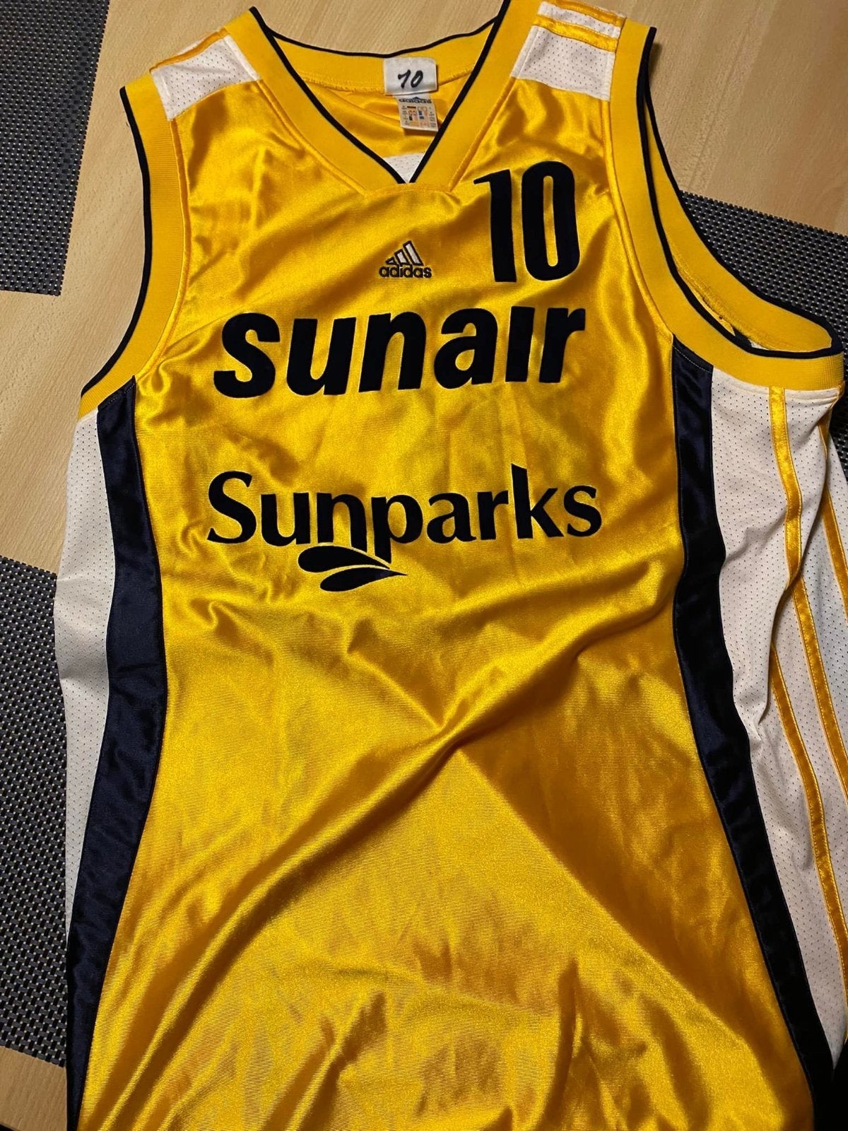Gezocht basket shirts Sunair/Telindus Oostende, Sport en Fitness, Ophalen, Gebruikt, Kleding