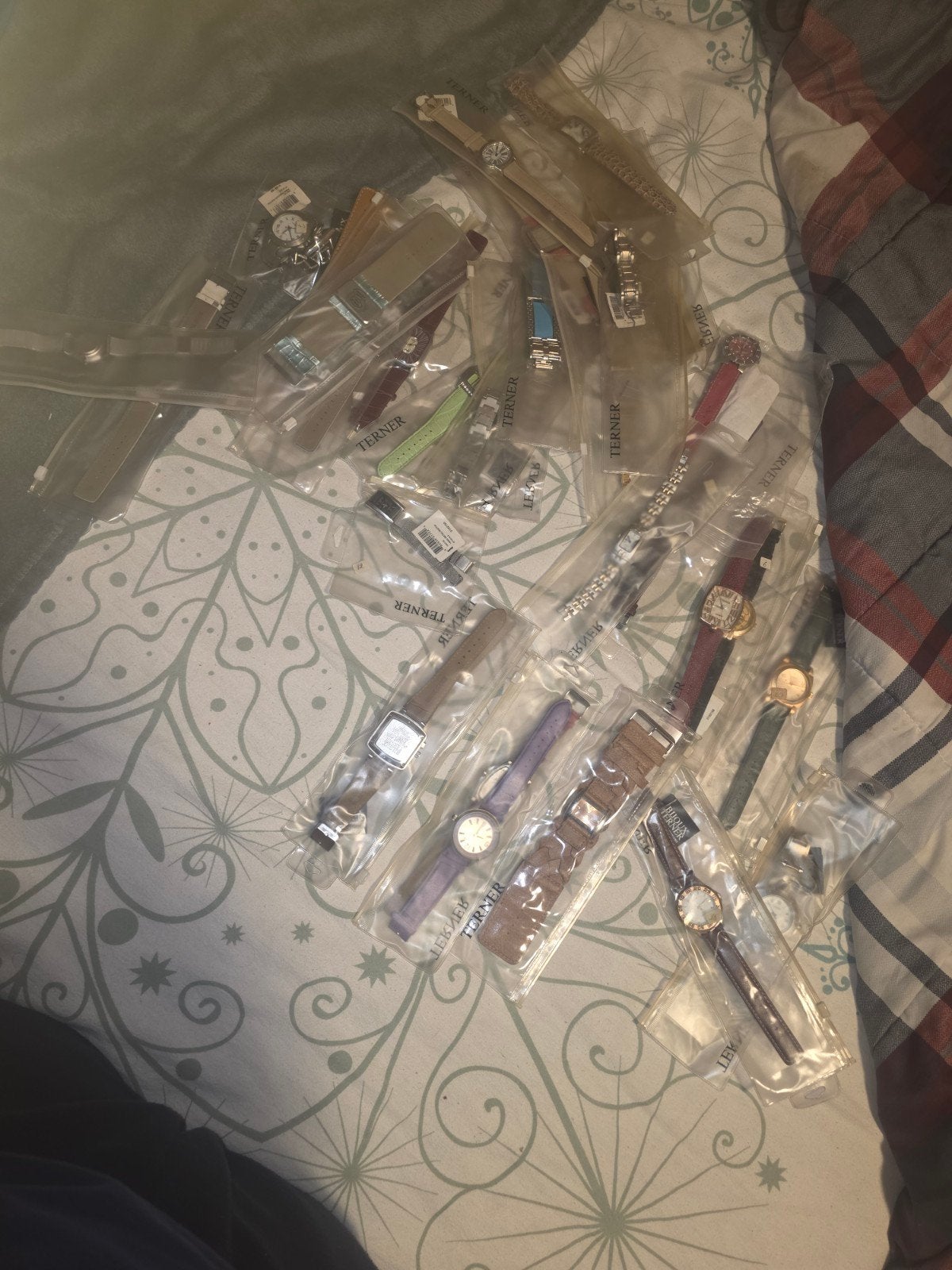 Lot de 29 montre fantaisie Terner à quartz - Sans pile", Bijoux, Sacs & Beauté, Montres | Femmes, Montre-bracelet, Autres marques