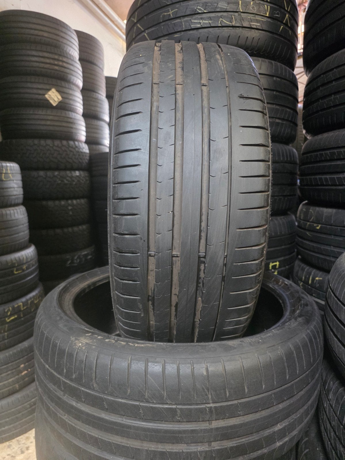245 35 20 pirelli avec montage et équilibrage, Ophalen