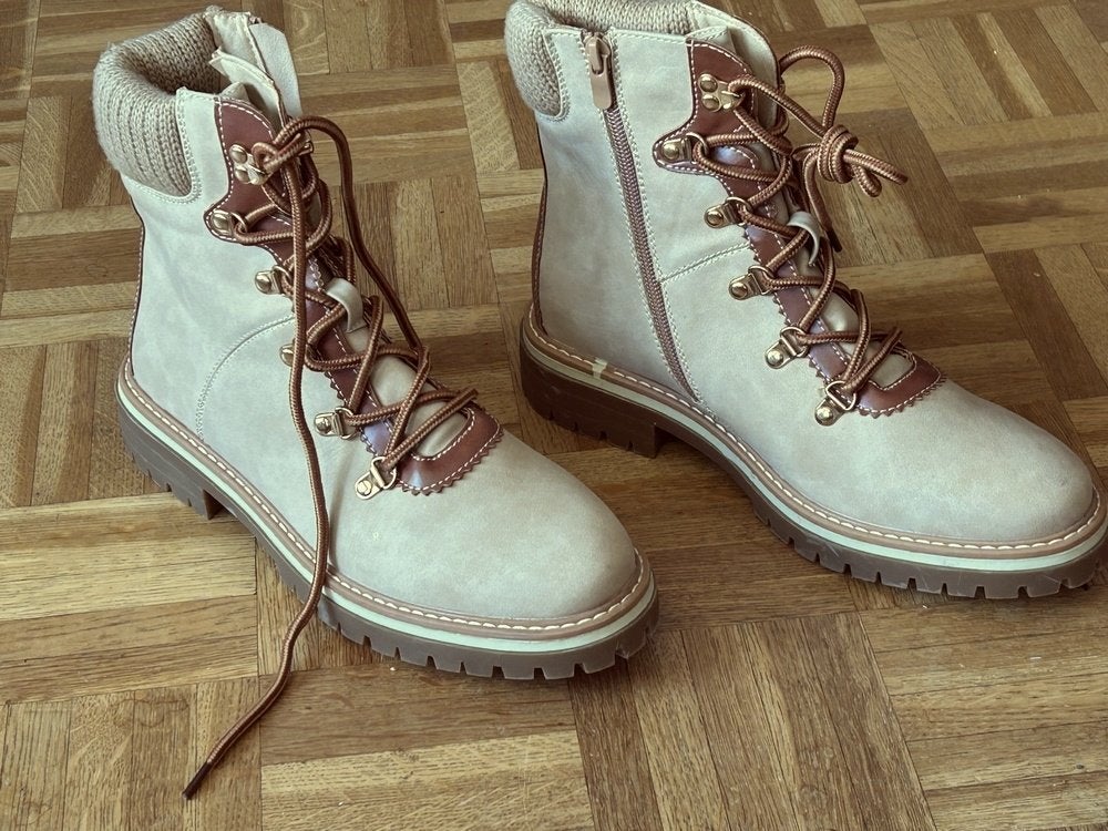 Merry Scott enkellaarzen voor de winter, Beige, Lage of Enkellaarzen, Ophalen of Verzenden, Zo goed als nieuw