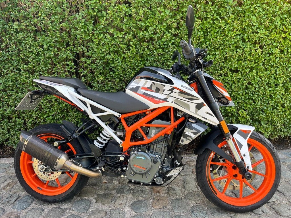 KTM 390 Duke slechts 5800 kms, Motoren, 390 cc, Nieuw, Particulier, Naked bike