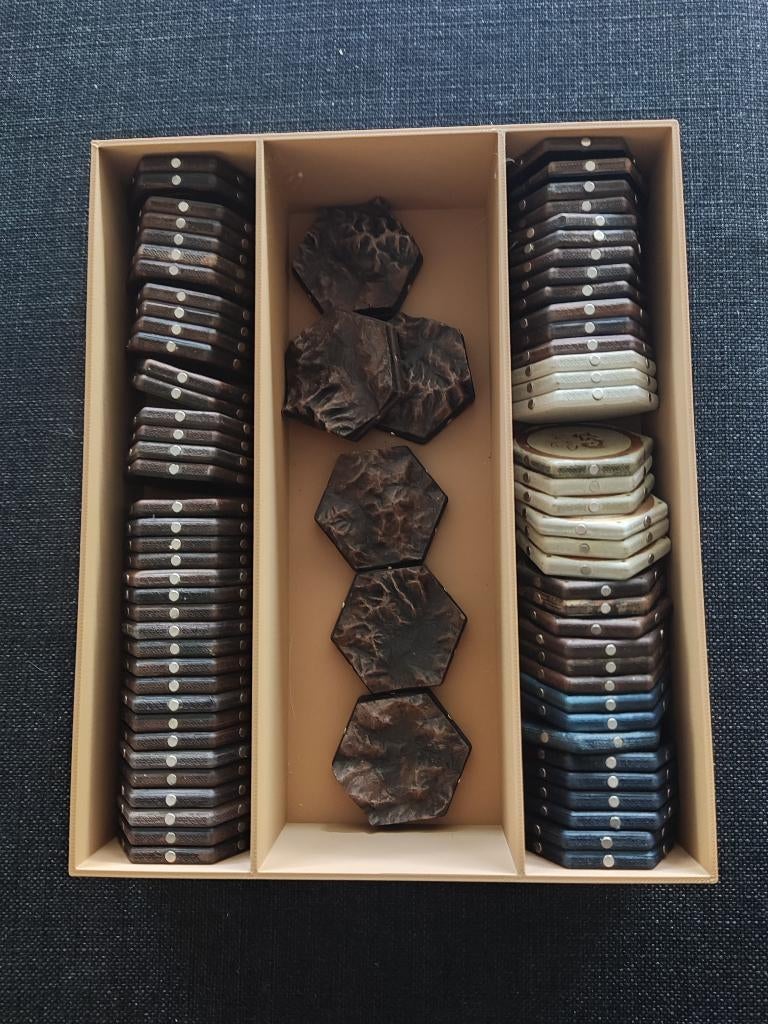 Magnetic tiles voor war chest (etsy) + 3d insert, Ophalen of Verzenden, Zo goed als nieuw