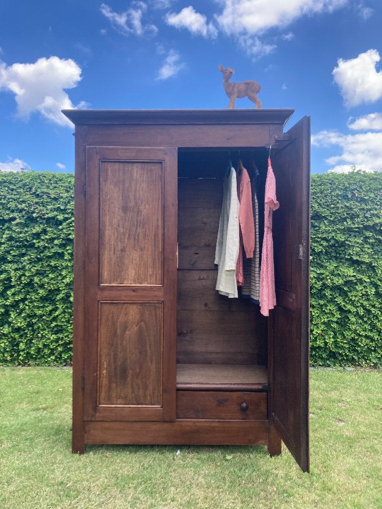 Kast Brocante, Ophalen