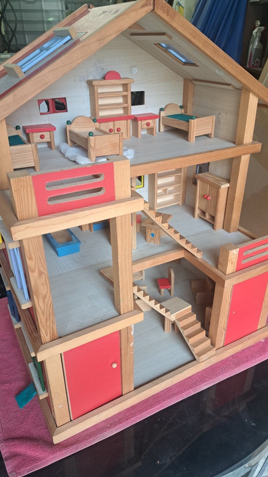 maison pour poupée en bois et meublée, Enlèvement