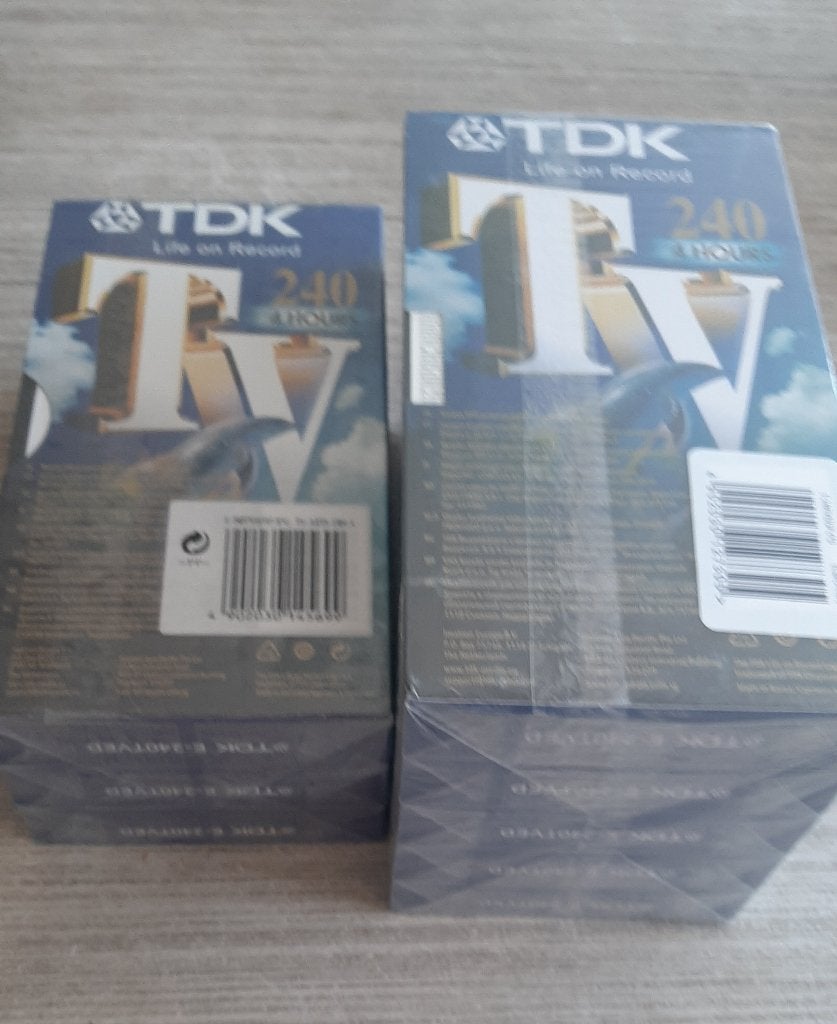 Vhs casettes sealed, Enlèvement, Neuf, dans son emballage, Autres genres, VHS
