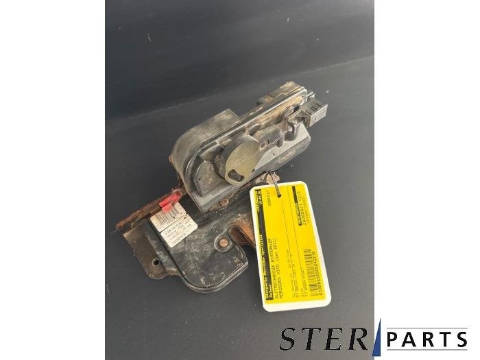 Slotmechaniek Achterklep van een Mercedes Vito, Gebruikt, -, Ophalen of Verzenden, -