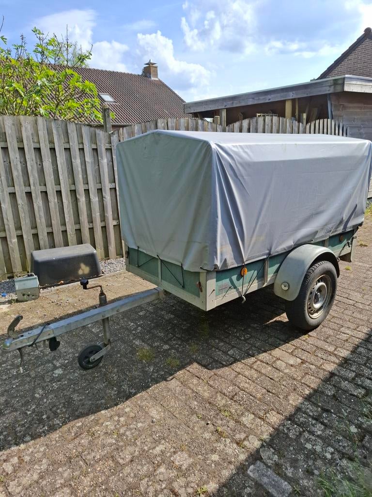 Aanhanger met huif tot 750kg ongeremd, Ophalen