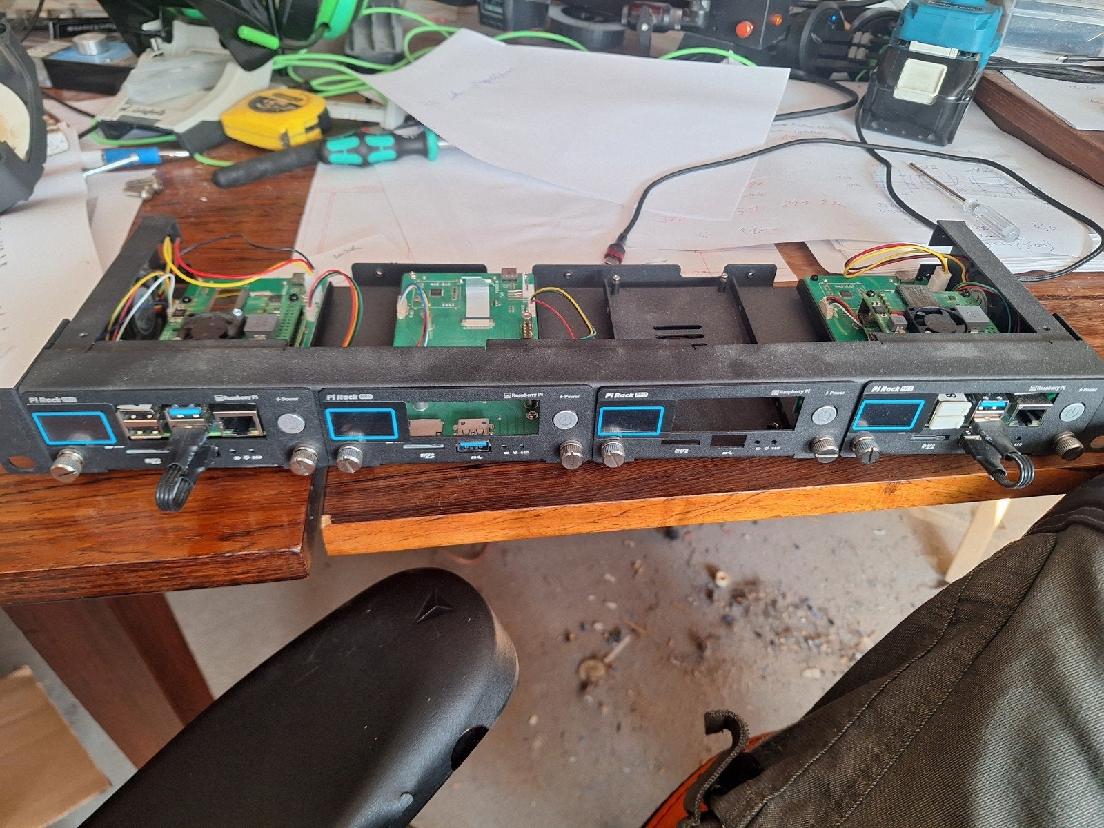 Raspberry pi4 ( incl rackmount , 2xPi4 ), Informatique & Logiciels, Serveurs, Utilisé, 8 GB, Composants échangeables à chaud, Enlèvement