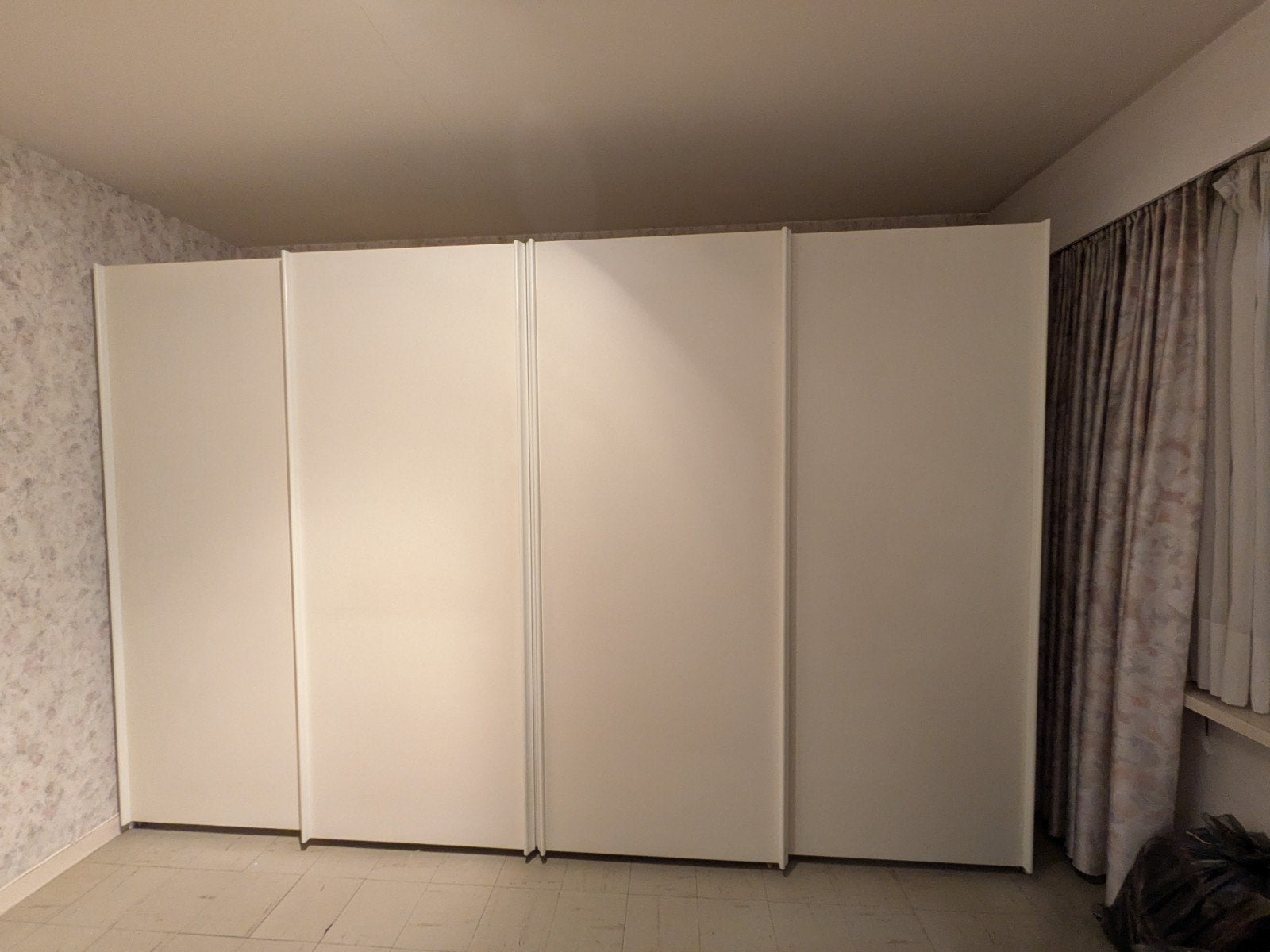 Armoire 4 portes, Maison & Meubles, 200 cm ou plus, Synthétique, Enlèvement, Utilisé