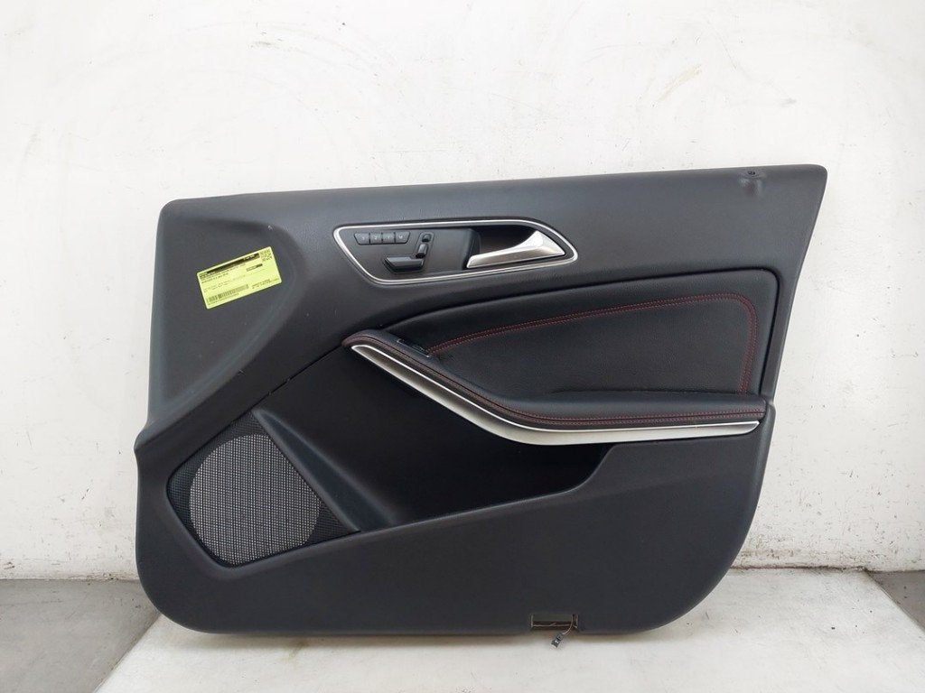 PORTIERBEKLEDING RECHTS VOOR Mercedes-Benz GLA (156.9), Gebruikt, Mercedes-Benz, Dialog.mb@mercedes-benz.com, Mercedes-Benz AG