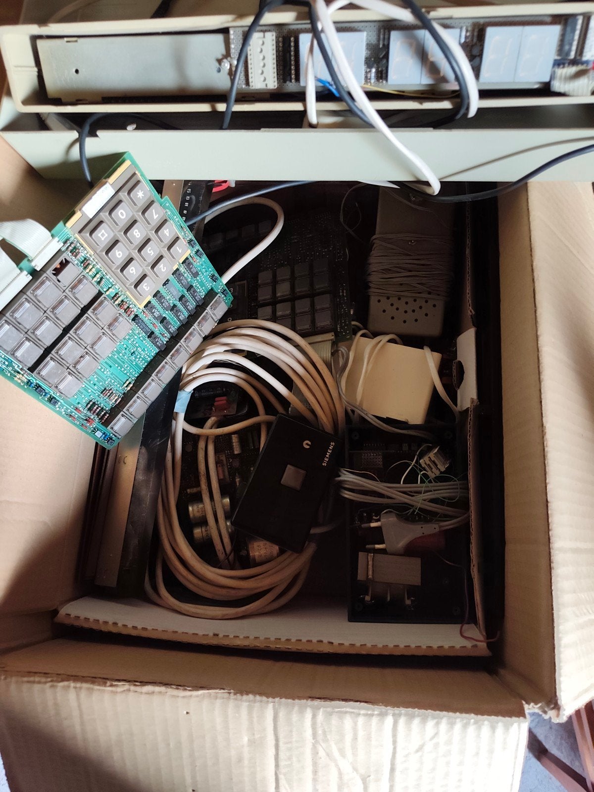 Elektronica componenten 40, Ophalen